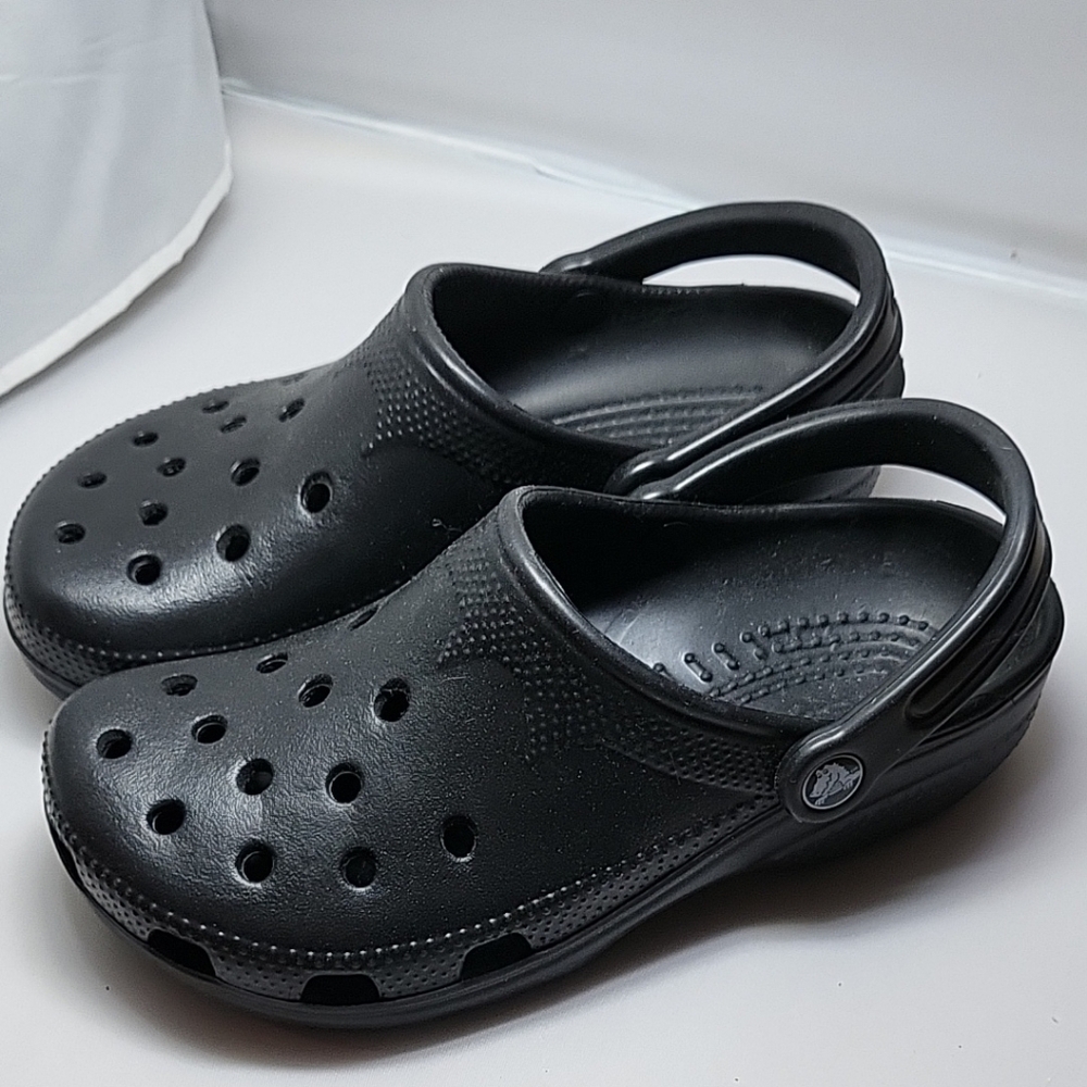 CROCS Black Classic Clogs with Ventilation and Heel Strap
